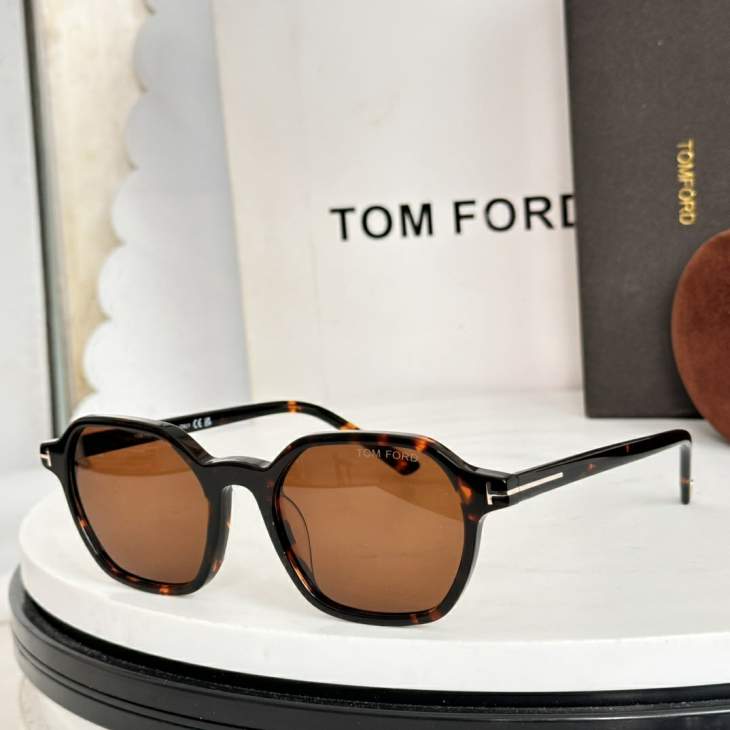 Picture of Tom Ford Sunglasses _SKUfw77710289fw